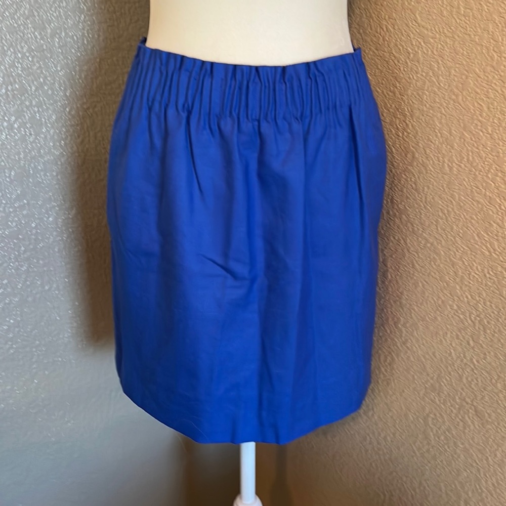 *Jcrew - size 2 - royal blue elastic waistband skirt with front pockets!